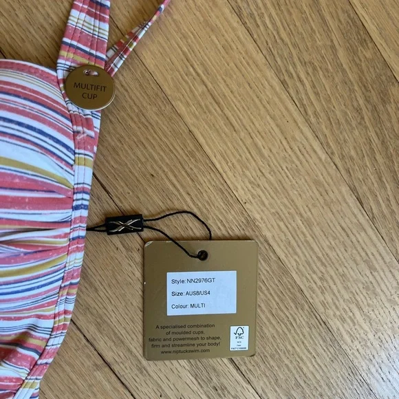 Nip Tuck stopped bathing suit - Picture 3 of 3